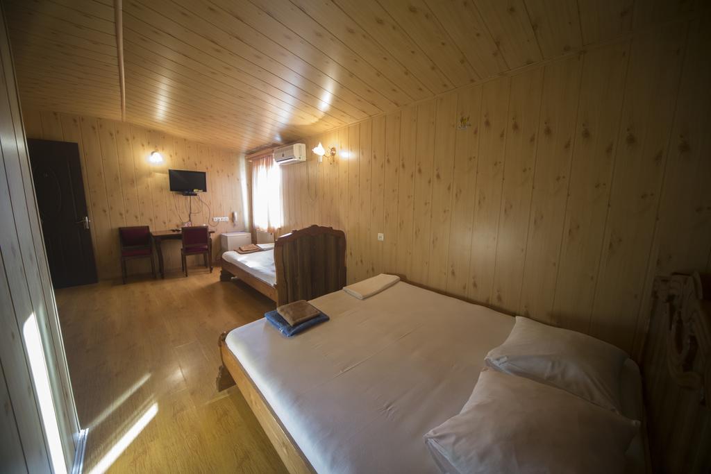 Hotel Nikala Цакалтубо Екстер'єр фото