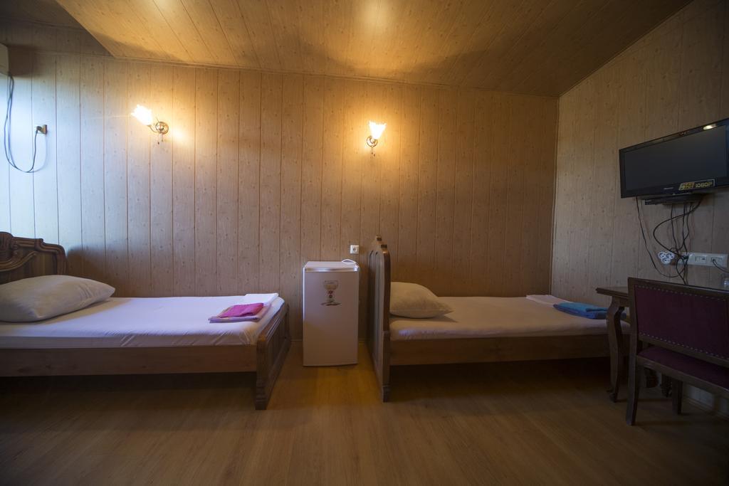 Hotel Nikala Цакалтубо Екстер'єр фото